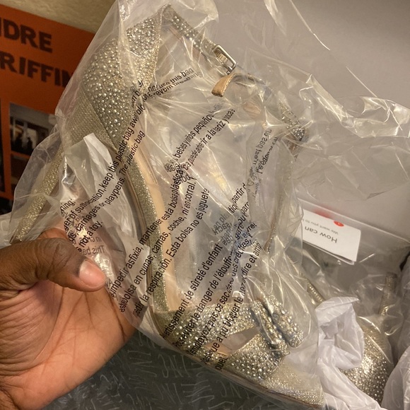 Heels - Picture 3 of 5